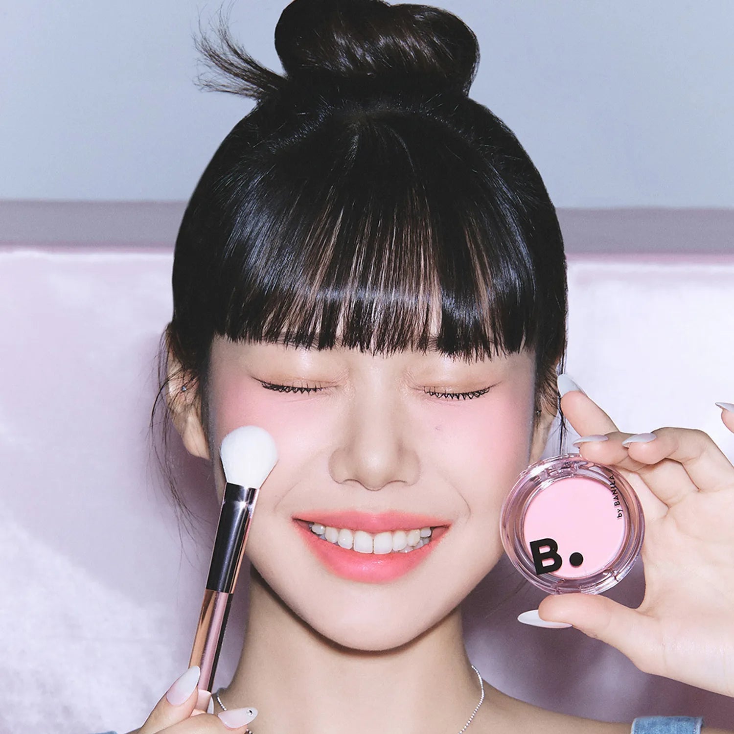 BANILA CO Imprimación de velo en la mejilla